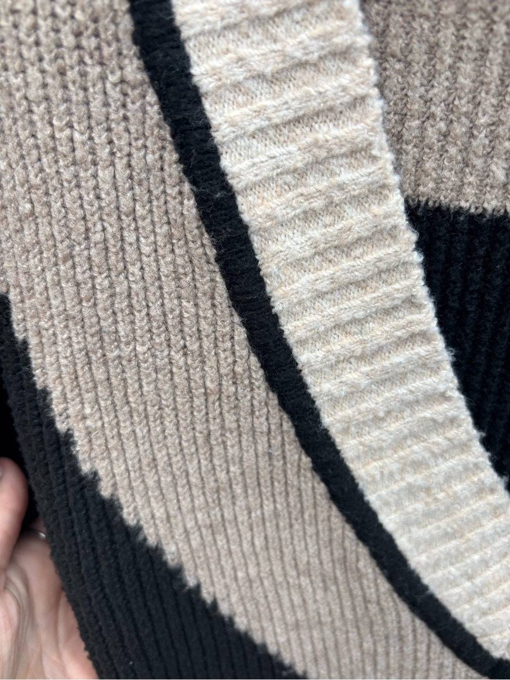 V-Neck Black and Beige Knit Sweater Dress - Picture 3 of 3